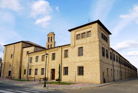 Albergue de peregrinos de la Santa Cruz Albergue de Peregrinos