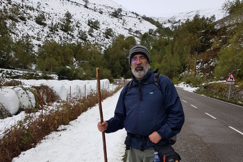 Alberto Solana ascendiendo el Puerto del Palo (Camino Primitivo) en octubre de 2018